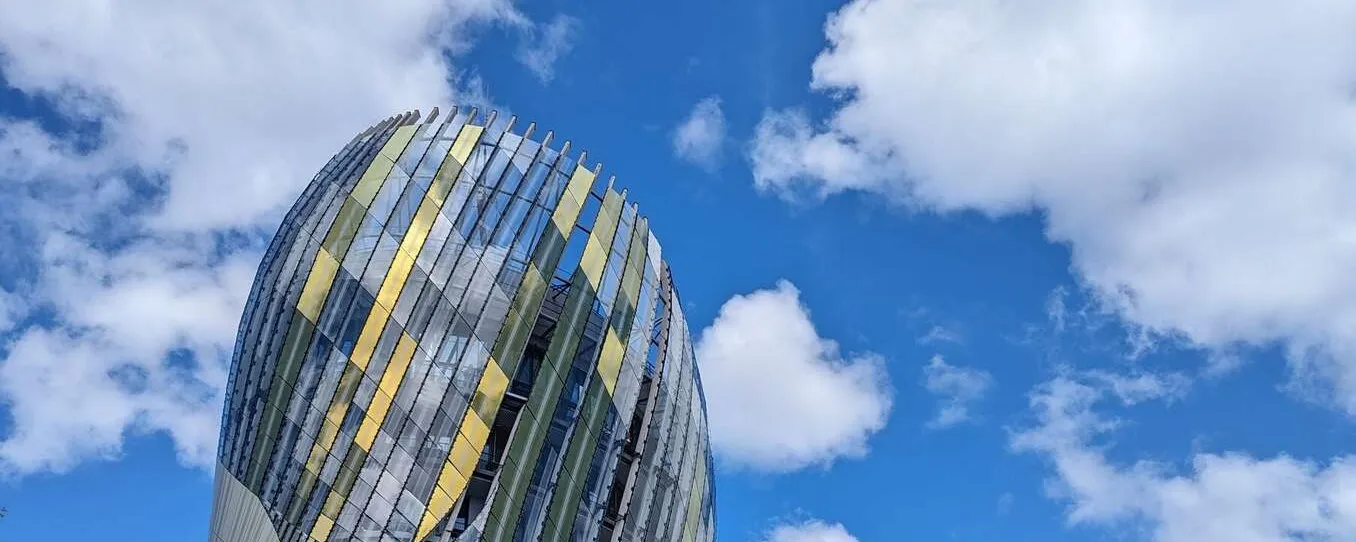 La Cité du Vin — знакомство с миром вина